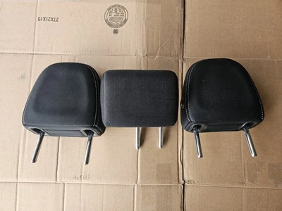 TOYOTA RAV4 2013-2018 FABRICANTE ORIGINAL ASIENTO TRASERO REPOSACABEZAS REPOSACABEZAS JUEGO DE TELA NEGRO 3 Foto 1 de 4
