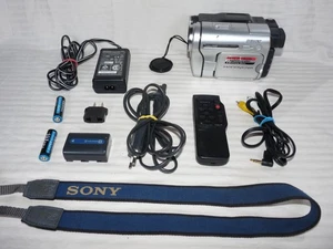 Sony PAL CCD-TRV238E PAL HI8 8mm Video8 Camcorder VCR Player Video Transfer - Picture 1 of 5