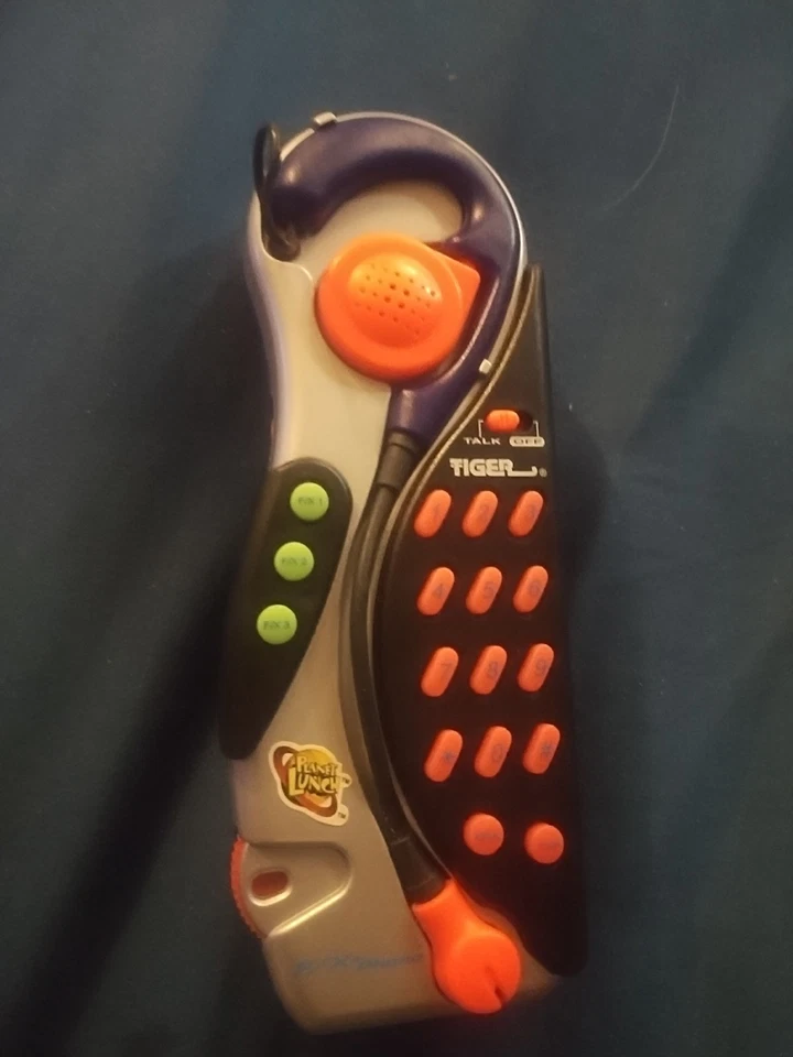 Vintage Tiger Electronic 1997 Clueless Movie  Phone Headset Voice Changer - Image 1 of 1