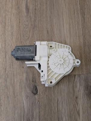 原始设备制造商奥迪 S7 2017 左窗电机 8K0 959 801 B — 第 1/4 张图片