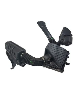 Air Cleaner 2.5L Fits 19-20 ENVISION 621527 - Image 1 of 4