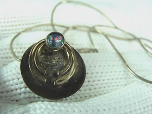 Collana Ciondolo Scarpe Cavallo Vintage Argento Sterling Opale Fuoco Modernista Cerchio - Foto 1 di 20