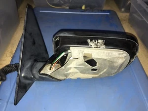 1998-1999-2000-2001 BMW E38 740I 740iL LEFT DRIVER MIRROR WITHOUT COVER - Picture 1 of 2