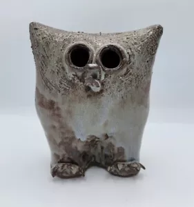 Vintage Art Pottery Owl Glazed Terracotta Grey Brown Studio Art 7" Signed - Picture 1 of 11