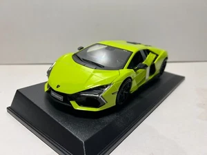 Lamborghini Revuelto, 2023 verde, Maisto 1:18 - Imagen 1 de 5