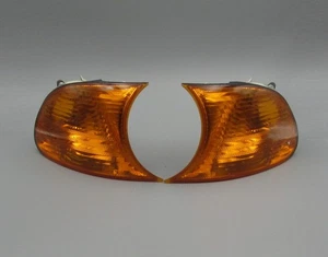 BMW e46 3 Series 1999-2003 Coupe Amber Turn Signal Set Left Right 0311329001 - Picture 1 of 9