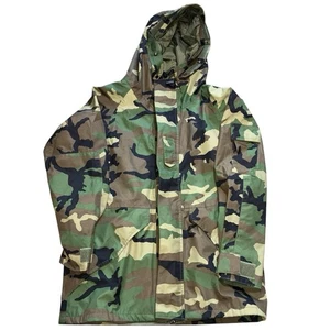 US Military Parka Cold Weather Woodland Camouflage Small Short L28” x W46” - Bild 1 von 19