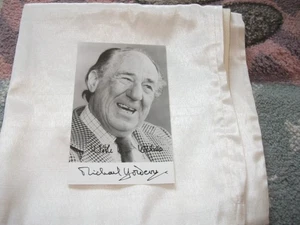 MICHAEL HORDERN SIGNED PHOTOGRAPH WIND IN WILLOWS PADDINGTON BEAR AUTOGRAPH BOOK - Picture 1 of 1