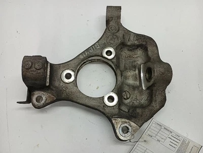 Front Driver Left Spindle/Knuckle from 2015 Cadillac Escalade 12141357 - Image 1 of 4