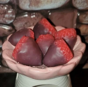 (6) Chocolate Covered Strawberry Scented Wax Melts with Box Handmade 1.8oz  - Picture 1 of 3