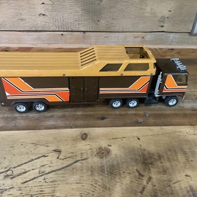 Vintage 1980’s Ertl Titan Rodeo Semi Truck & Horse Trailer W/Living Quarters - Изображение 1 из 4