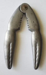 Vintage Aluminum Japan Claw Crab Leg Lobster Cracker aluminum 5.5" - Picture 1 of 11