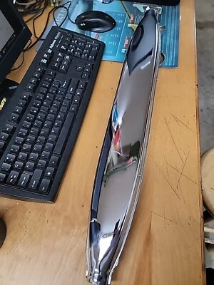 Silenciador de escape derecho 18310-200-050 Honda OEM 1959 CA95 Benley Tourer Nuevo de Lote Antiguo Foto 1 de 4