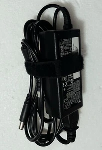 Genuine DELL 65W PA-12 AC Power Adapter PA-1650-02D2 19.5V 3.34A LA65NS2-01 - Picture 1 of 3