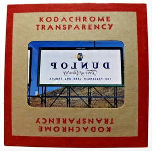 Kodachrome Red Border Slide | *1949* Dunlop Reifen Autos LKW Werbetafel Schild Werbung - Bild 1 von 3