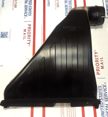 OEM 99-03 MITSUBISHI GALANT 2.4L FILTRO DE AIRE TUBO DE ADMISIÓN TUBO MR323262 Foto 1 de 4