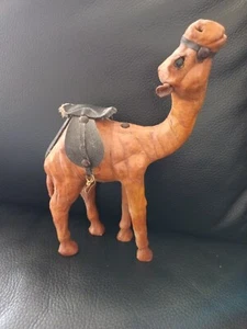 Vintage leather covered large Camel Figurine Ornament 9 "✨✨ - Picture 1 of 4