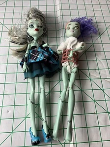 Monster High Doll Frankie Stein Sweet 1600 And Extra “zombie” READ - Picture 1 of 11