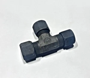 7705x12 WEATHERHEAD 3/4" Tube OD Flareless Union Tee Fitting 7000 Series Ermeto - Picture 1 of 6