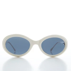 White Classic Oval Unisex Clout 90s Sunglasses Gray Lens - Hilda - Picture 1 of 3