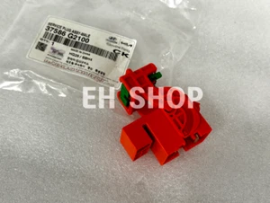 GENUINE SERVICE PLUG ASSY-MALE 37586G2100 for Hyundai Ioniq, Nexo 2017-23 - Picture 1 of 5