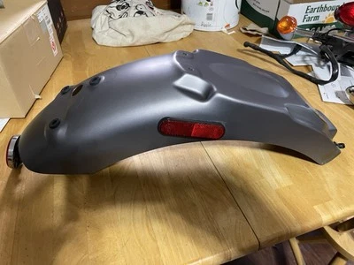 Para-lama traseiro Triumph Thruxton 900 EFI - Imagem 1 de 4