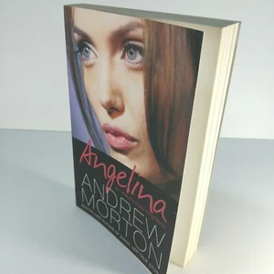 Angelina: An Unauthorised Biography by Andrew Morton (Paperback, 2010) - Bild 1 von 6