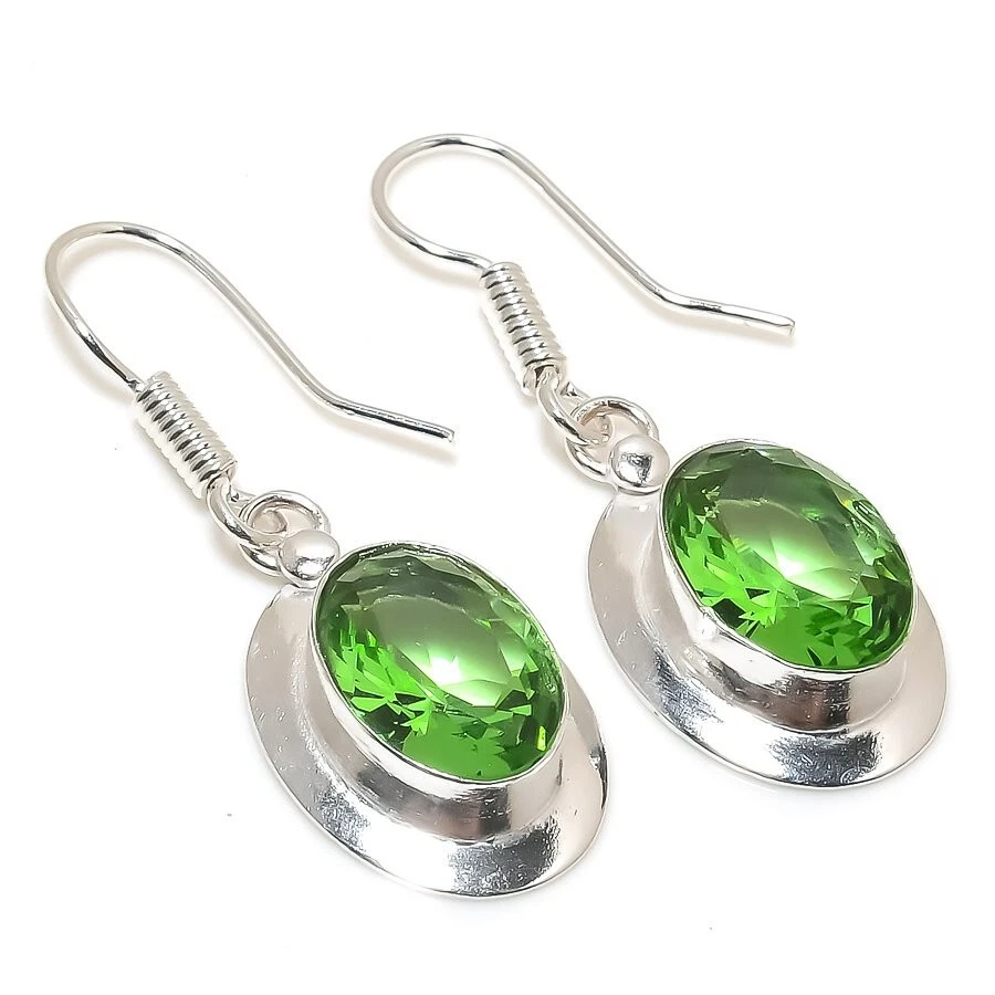 Pendientes de joyería de plata de ley 925 hechos a mano con piedras preciosas de tsavorita verde tamaño 1,4"" Foto 1 de 1