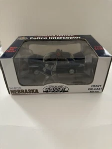 New 1:43 Gearbox 2001 Ford Crown Vic Nebraska State Patrol Police Interceptor LE - Picture 1 of 3