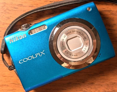 Nikon COOLPIX S3000 pink 12.0MP 4x Optical Zoom Works in English Digital Camera - Image 1 of 4