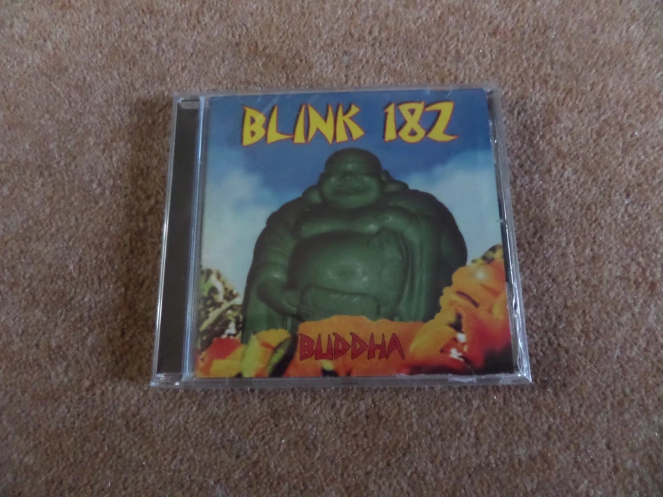 CD ALBUM NEW & SEALED - BLINK 182 - BUDDHA - CRACK ON FRONT COVER - Image 1 of 2