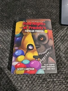 Five Nights At Freddy’s Fazbear Frights Into The Pit Fetch Book HC Cawthon 2022 - Picture 1 of 9