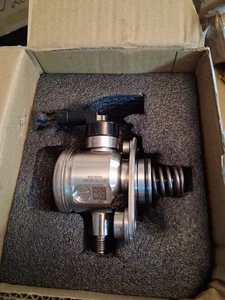 High Pressure Fuel Pump 12641847 For Buick Chevrolet Terrain 2.4L 2010-2017 - Picture 1 of 2