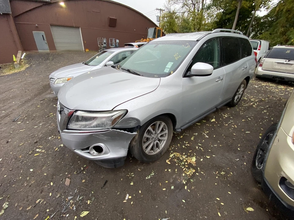 Used Front Right Door Window Regulator Front fits: 2016 Nissan Pathfinder electr Foto 1 de 4