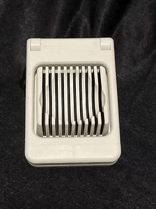 LEIFHEIT Egg Slicer-Plastic-White-Made in West Germany - Picture 1 of 4