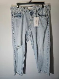 Calvin Klein Mens Straight Fit Ripped Jeans Size 36 100% Cotton Zip Fly - Picture 1 of 12