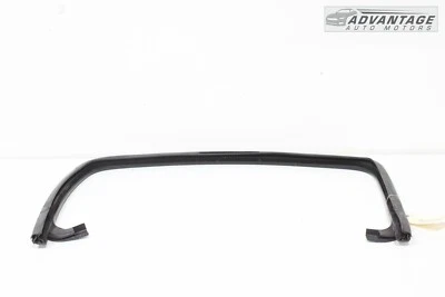 2003-2009 HUMMER H2 FRONT LEFT DOOR WINDOW RUN CHANNEL WEATHERSTRIP SEAL OEM - Image 1 of 4