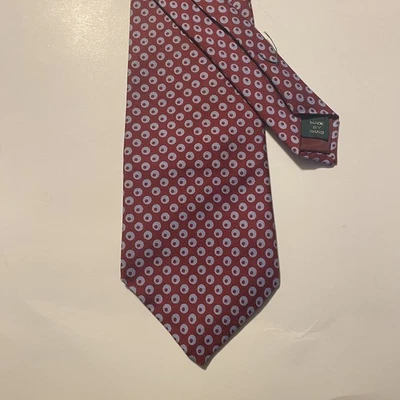 J. Corbata de cuello Crew para hombre roja con puntos geométricos grises 100 % seda hecha en EE. UU. Foto 1 de 4