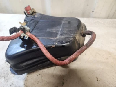 Honda Magna 1984 82-88 OEM VF700C tanque de combustible de reserva probado Foto 1 de 4