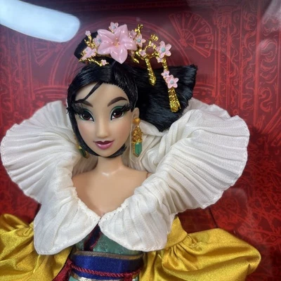 Muñeca MULAN DISNEY Colección Elegancia Encantada NUEVA en MAILER DE FÁBRICA Foto 1 de 4