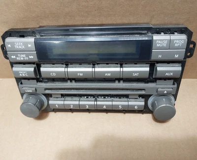 Botones de perilla de interruptor de radio control para tablero Nissan Titan 2004-2007 Foto 1 de 4