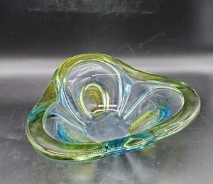 Cuenco decorativo vintage Walther Art vidrio triángulo verde azul 9" - Imagen 1 de 10