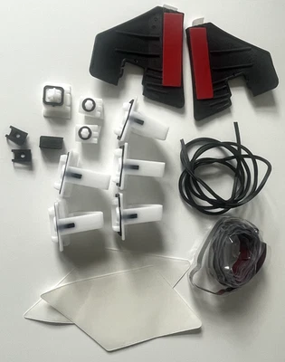 Fijaciones de faldón lateral/alféizar lateral Audi TT MK3 8S0898909A - Original - Kit parcial Foto 1 de 4