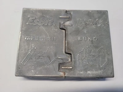 Alemania Occidental Bundeswehr Esbit Estufa Plegable y Magnesio Fire Starter Paquete  Foto 1 de 4