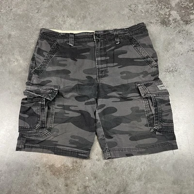 Union Bay Cargo Shorts Mens 36 Black Gray Camouflage Baggy Y2K Outdoors - Image 1 of 4