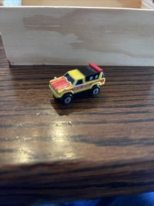 Vintage Micro Machines Toyota Hilux Pickup MUD DOG 1989 Galoob - Picture 1 of 5