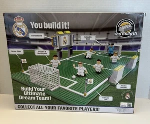 2017 Real Madrid Buildable GameDay Field Set 330 Pcs SEALED Fly Emitates Ronaldo - Picture 1 of 3