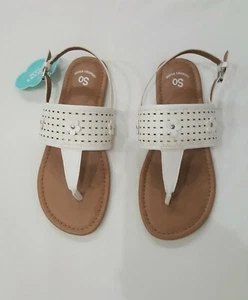 Girl's Sandals - Picture 1 of 8
