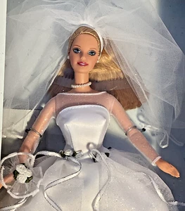 Muñeca Barbie Mattel & Avon 1999 boda rubor novia #26074 nueva en caja - Imagen 1 de 10