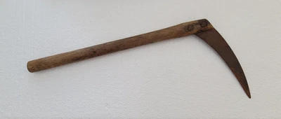Sickle Farm Tool Corn Hook Tobacco Scythe Rivet Oak Rustic Country VTG Old - Image 1 of 4